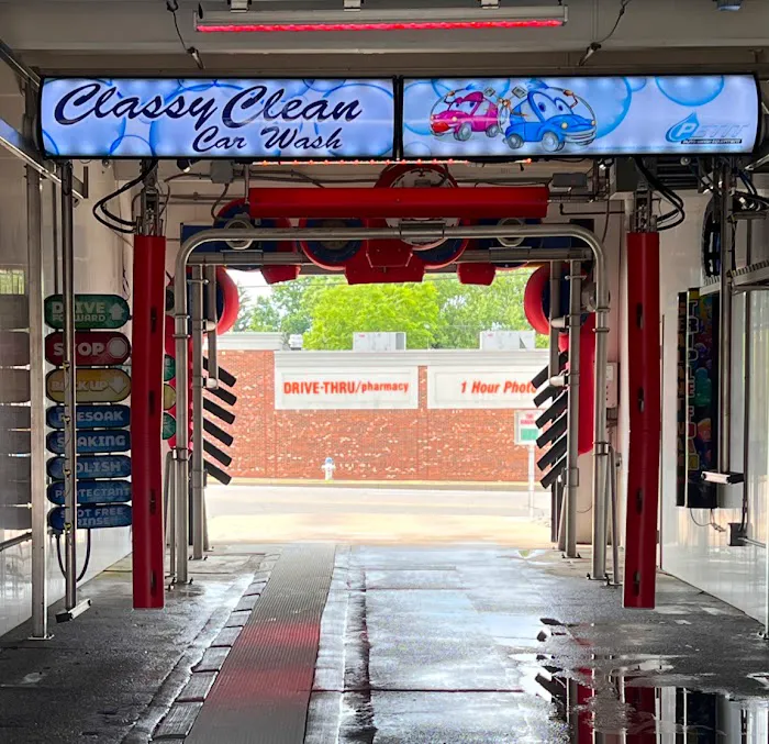 Classy Clean Car Wash Hubbard 6