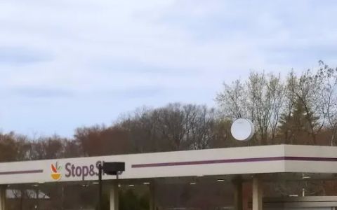 Stop & Shop Gas Station