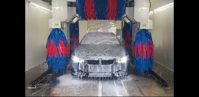 Professional Auto Wash 3