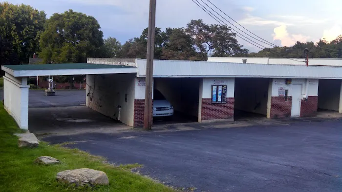 Touch-Free Automatic Car Wash 1