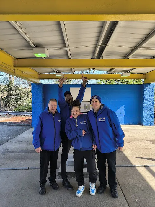 Mr. Magic Car Wash - Pleasant Hills 1