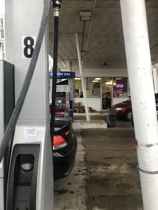 Clinton Gas 0
