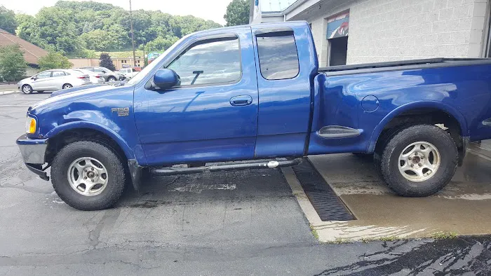 Blue Wave Auto Spa 24 /7 Car Wash 8