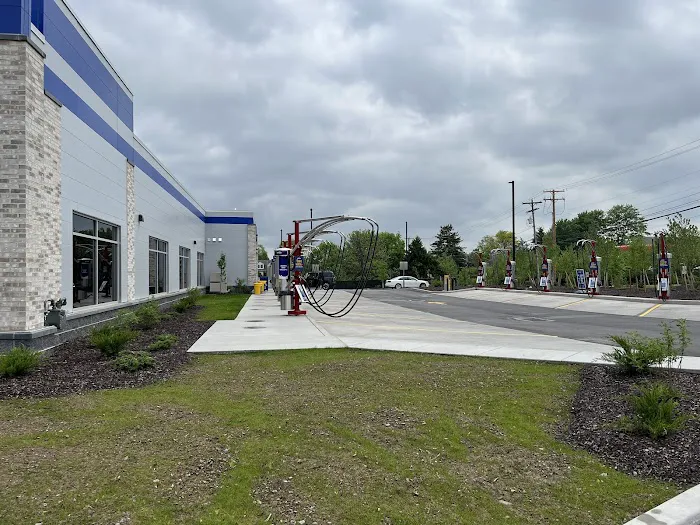 WetGo Car Wash 9