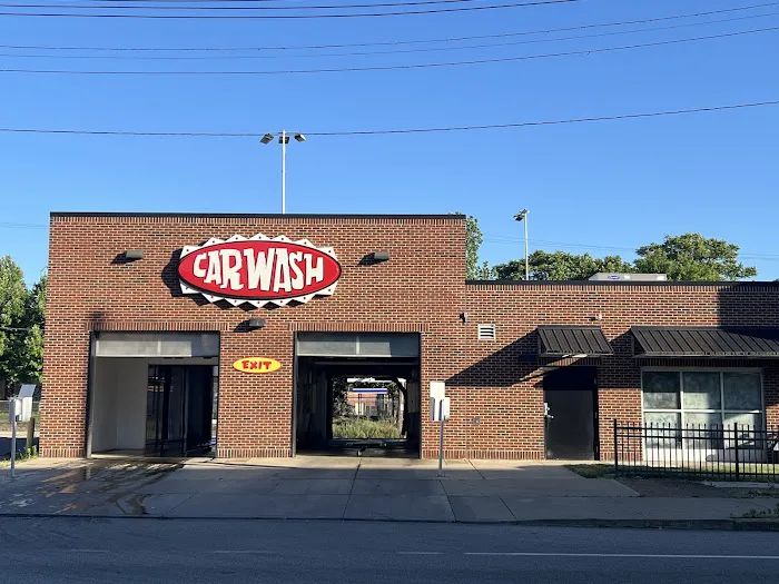 Dirks Car Wash Bloomfield Touchless 4