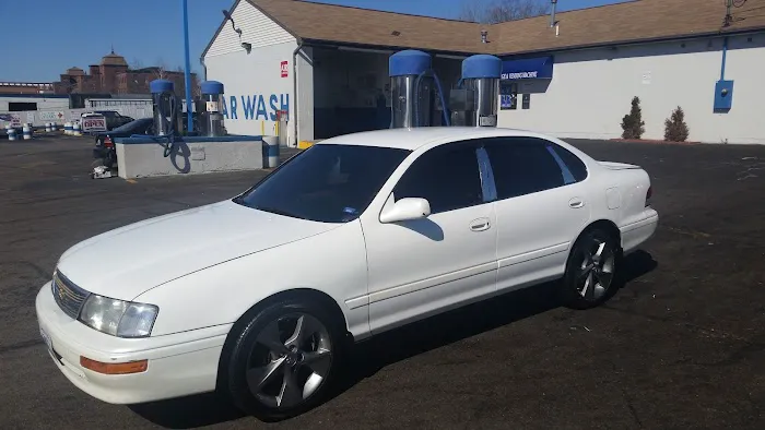 Freeway Car Wash 4