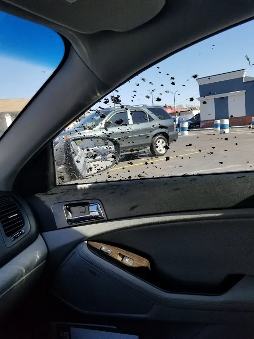 Freeway Car Wash 8