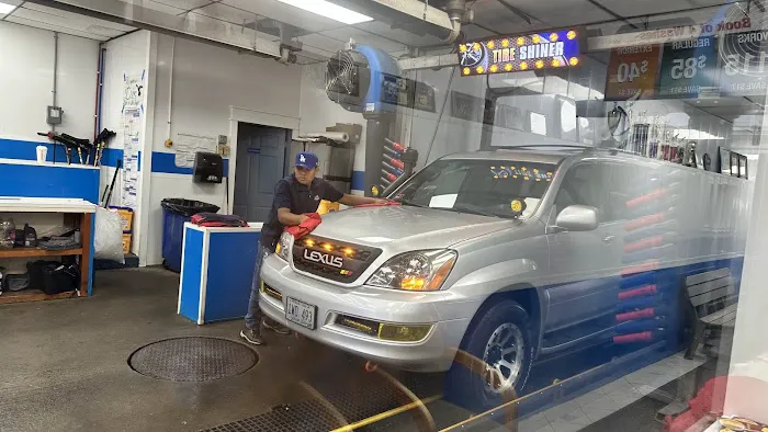 Freeway Car Wash 0