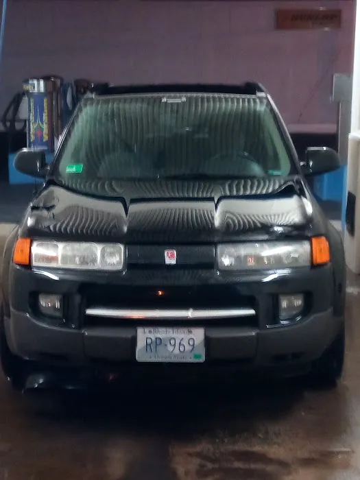 Freeway Car Wash 9