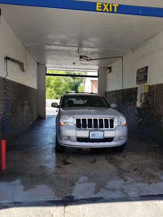 Lincoln Carwash 7