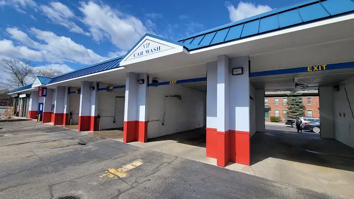Lincoln Carwash 2