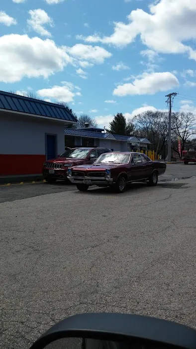 Lincoln Carwash 9