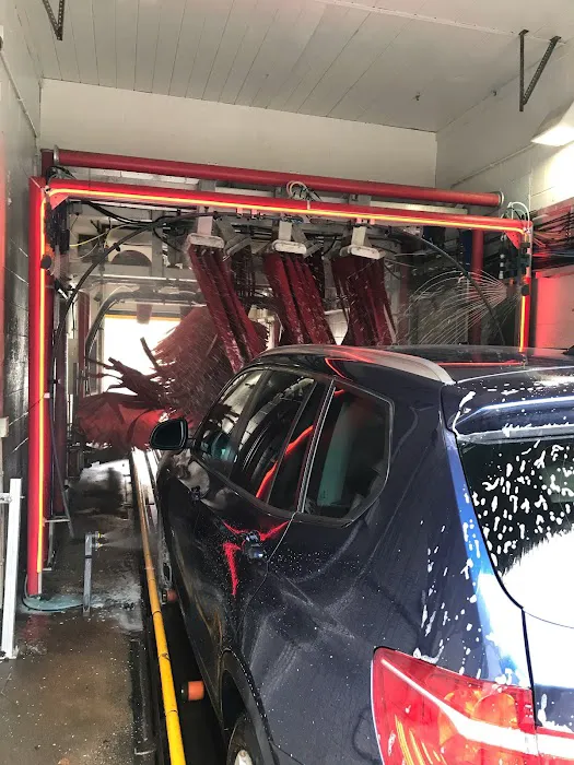 Golden Nozzle Car Wash 9