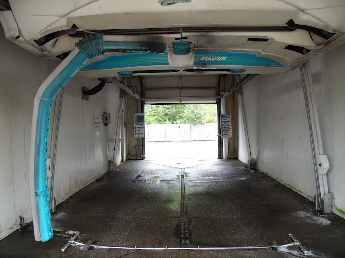 Raider CarWash 8