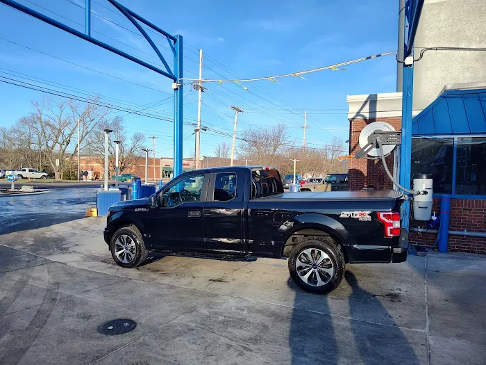 Delta Sonic Car Wash 7