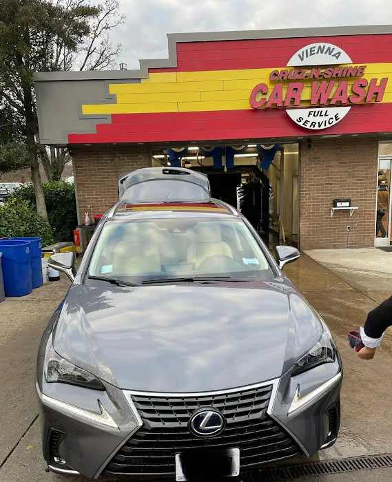 Cruz N Shine Car Wash 8