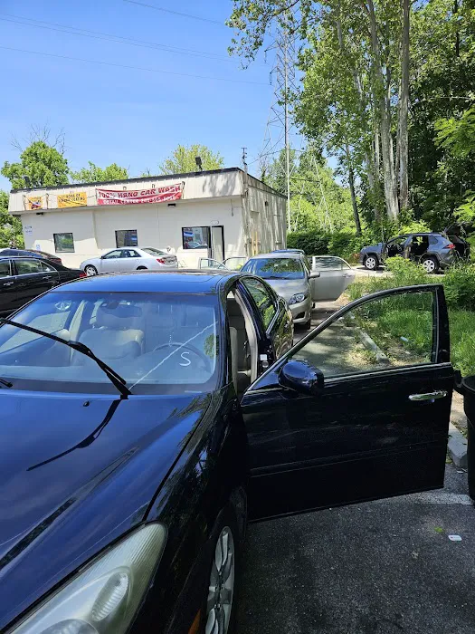 Quick Karl's Car Wash and Detailing 8