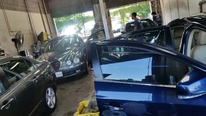 Pro Wash & Window Tint Capital Heights 4