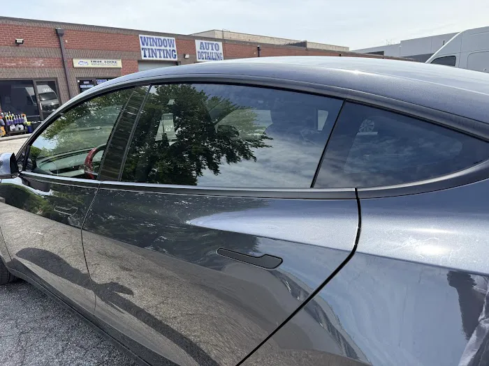 Trueshine Hand Wash & Window Tinting 4