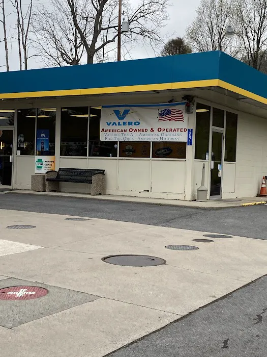 Ingrams Market & EAST VALLEY RD VALERO 6