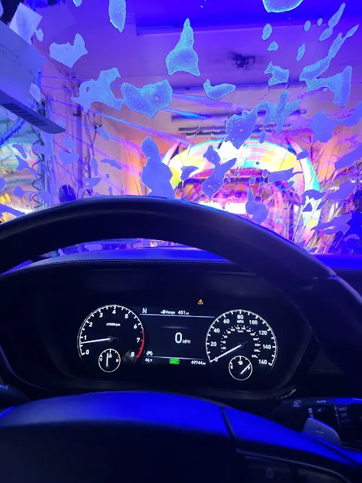 Mr. Suds Car Wash of Bay Shore 2