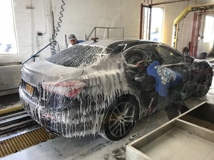 Mr. Suds Car Wash of Bay Shore 1