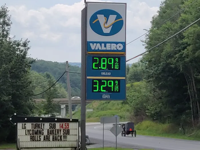 Ingram's North Mill St Valero 8