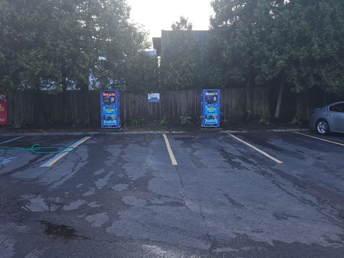 Otto's self serve car wash 6