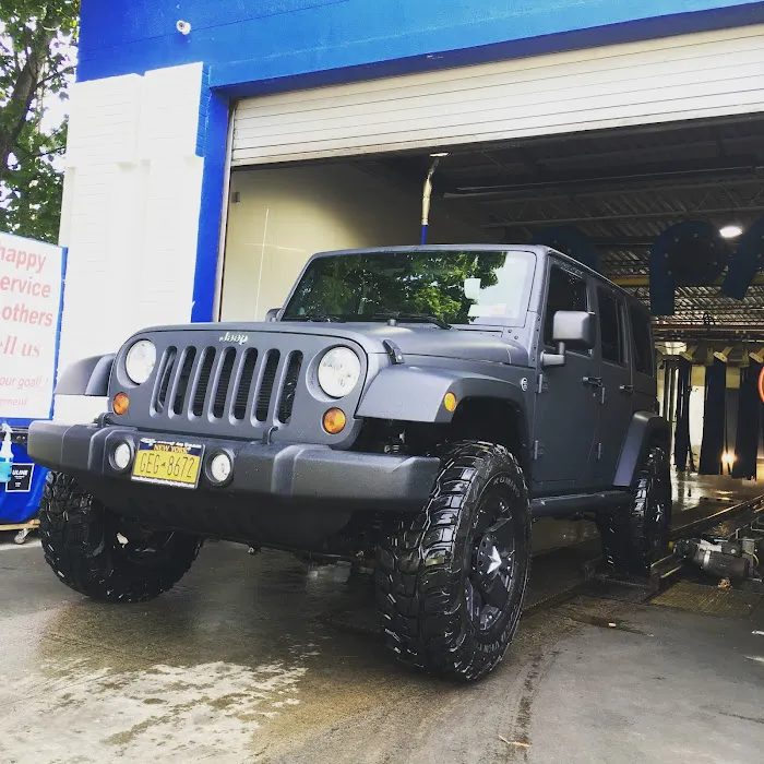 Wash N Roll Car Wash 3