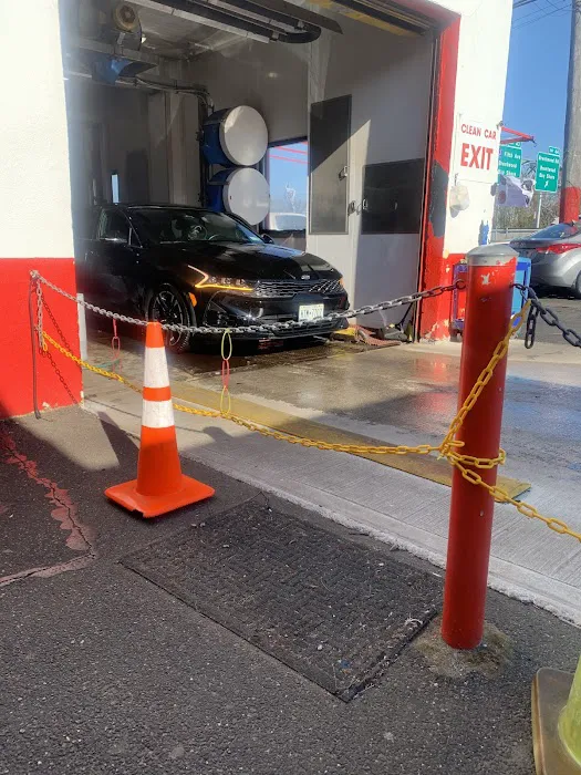 Bay Shore Golden Touch Car Wash 9