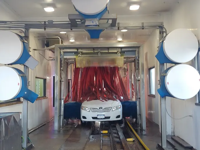 Bay Shore Golden Touch Car Wash 2