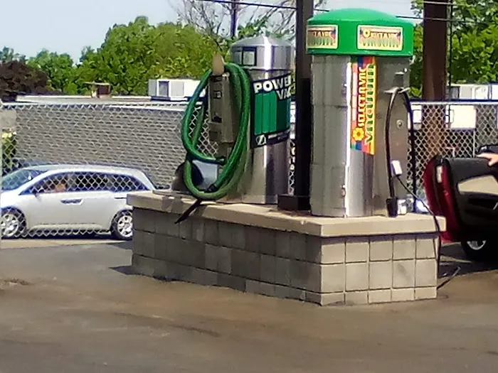Frog's Car Wash 0