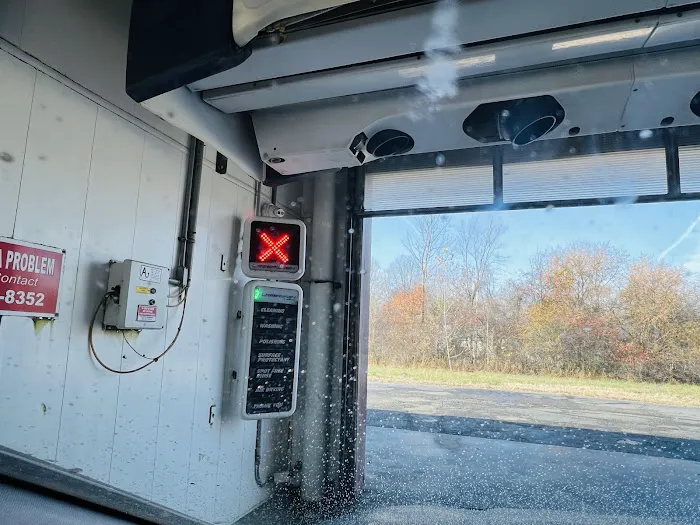 Bud's Car Wash 3