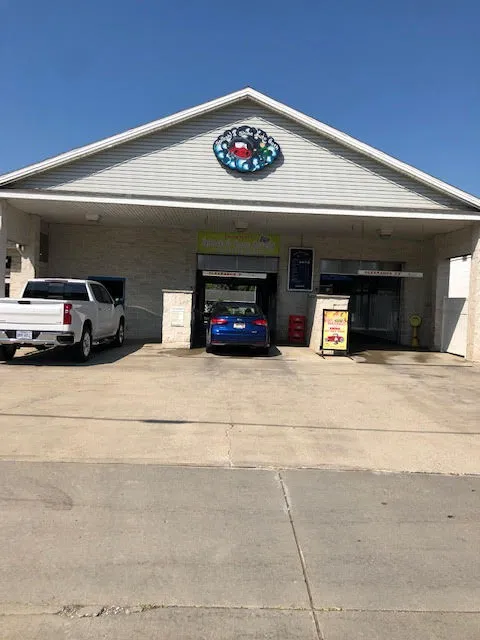 Splash & Shine Auto Bath 7