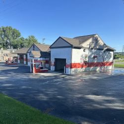 Wet Wheels Car Wash ico