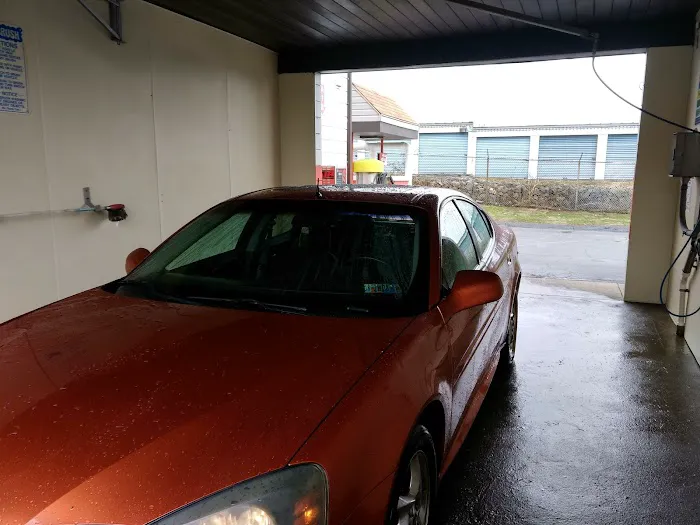 Wet Wheels Car Wash 8
