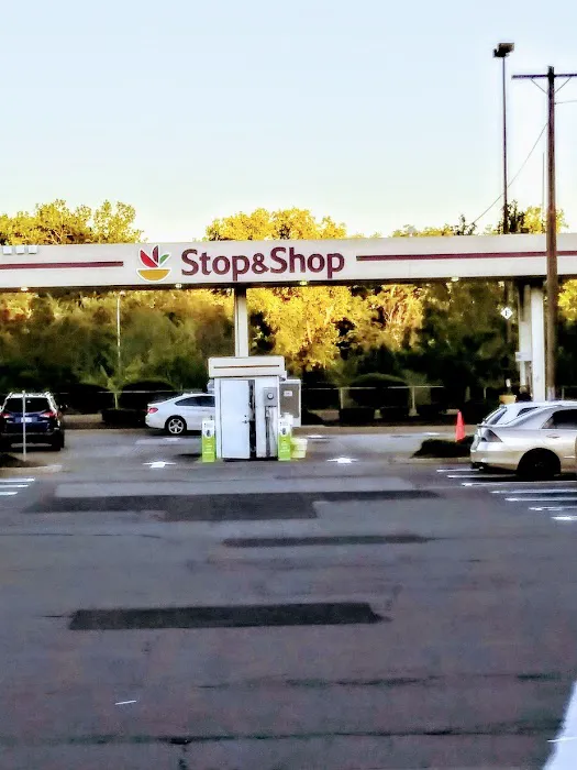 Gas Station - Stop and Shop 1