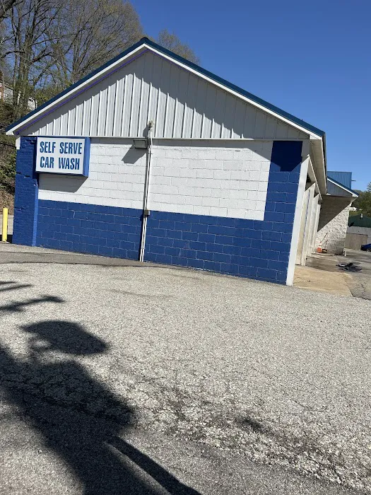 Black Dog Car Wash 0