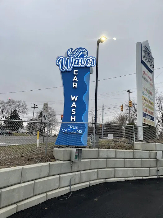 WAVE'S Carwash 0