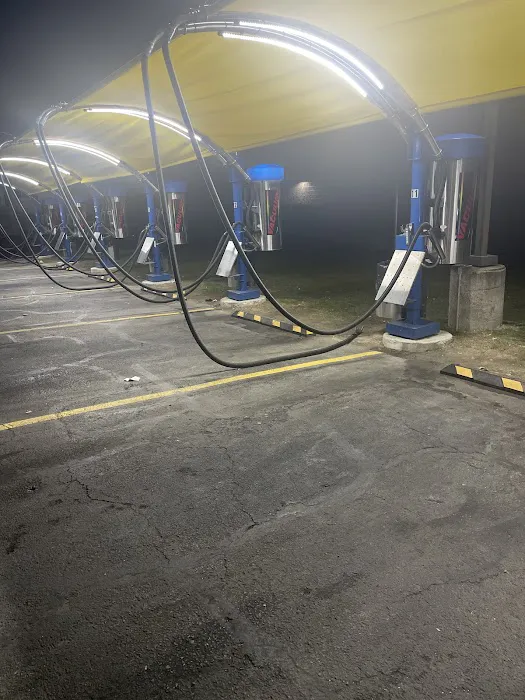 Mr. Magic Car Wash - Banksville 3