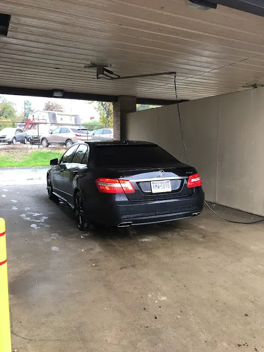 Stop N Glo Car Wash 4
