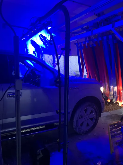 Freeway Express Car Wash 9