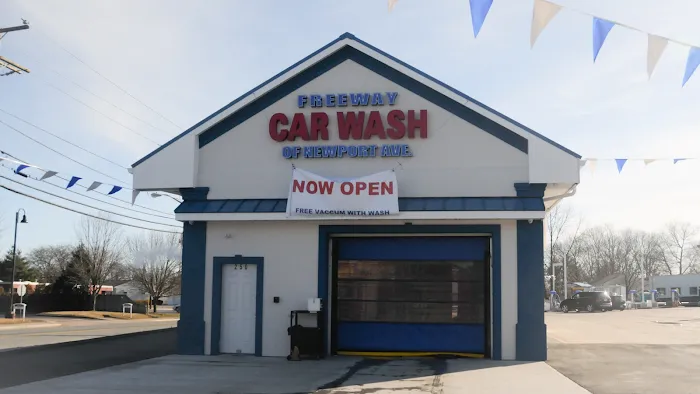 Freeway Express Car Wash 0