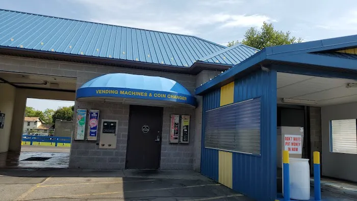 Bay Street Car Wash 7