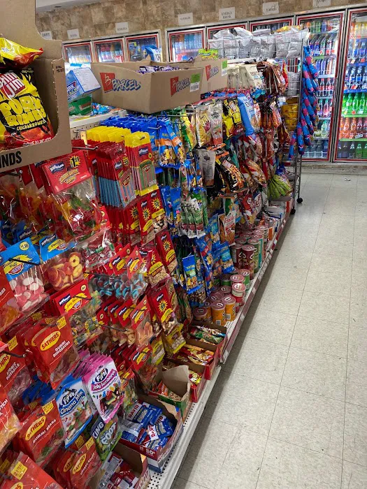 6th Street Market and Gas 8