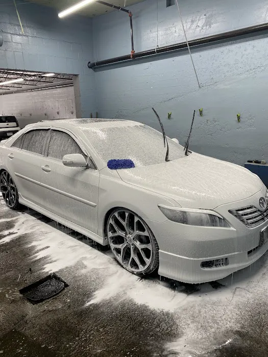 CIBAO CAR WASH & DETAILING 7