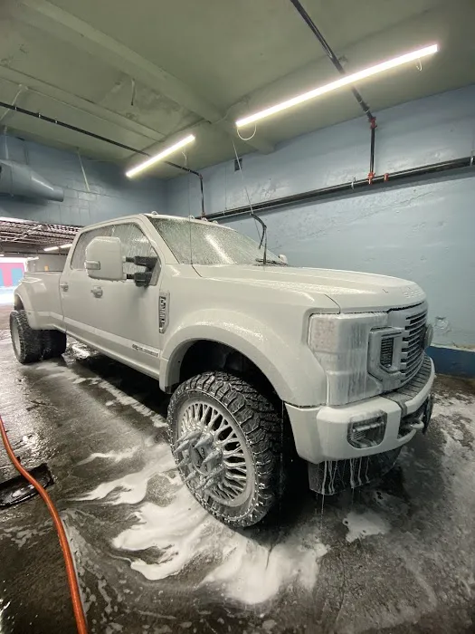 CIBAO CAR WASH & DETAILING 4