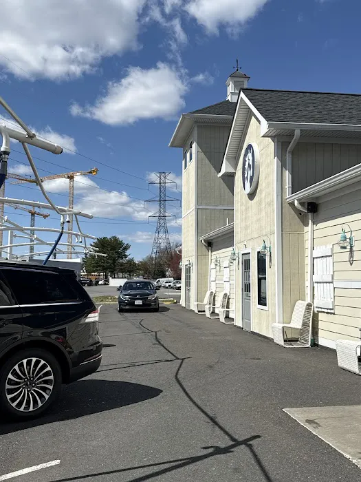White Horse Auto Wash 3