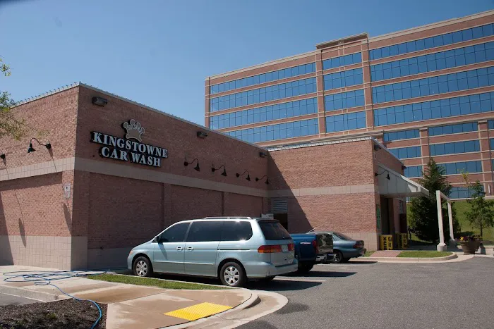 Yates Kingstowne Car Wash & Convenience 7