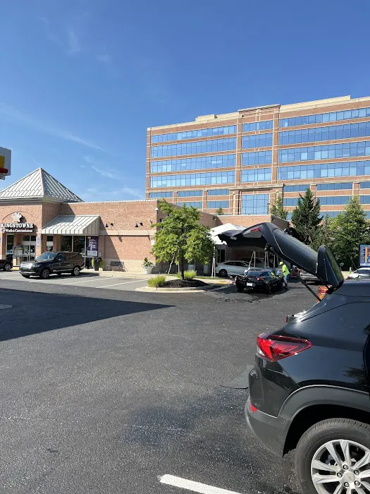 Yates Kingstowne Car Wash & Convenience 1